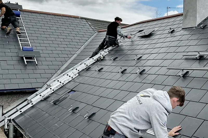 Residentiële zonne-energie + batterij-installatie